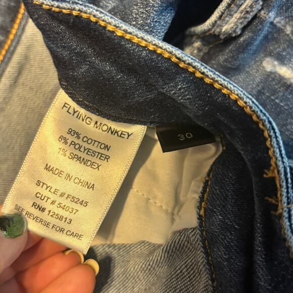 Flying Monkey Jeans Women’s 30 Distressed Raw Hem Stretch Blue Denim - Picture 3 of 8